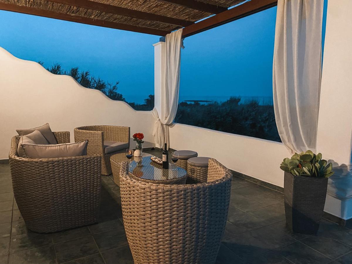 Luxury 3Br Sunrise Villa , Seaside Gyrismata สกีรอส ภายนอก รูปภาพ