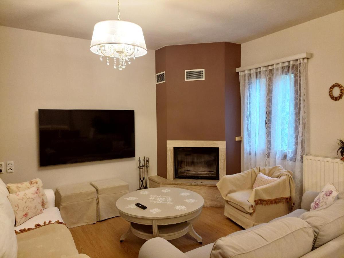 Luxury 3Br Sunrise Villa , Seaside Gyrismata สกีรอส ภายนอก รูปภาพ